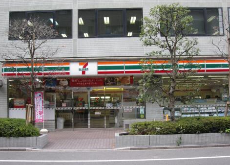 コンビニ　セブン-イレブン 三鷹駅北口店（コンビニ）まで68m