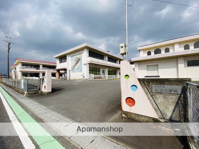 小学校　都城市立祝吉小学校（小学校）まで635m