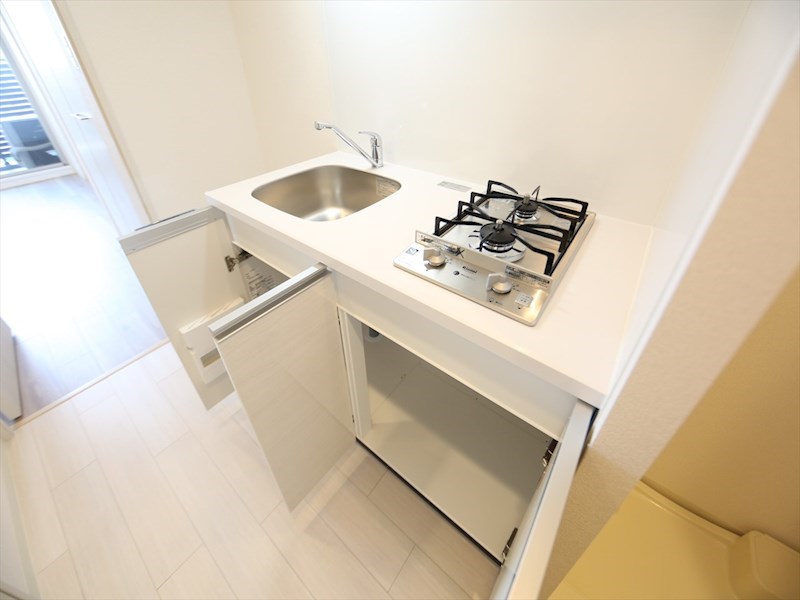 キッチン　システムキッチン（ガス2口コンロ付）