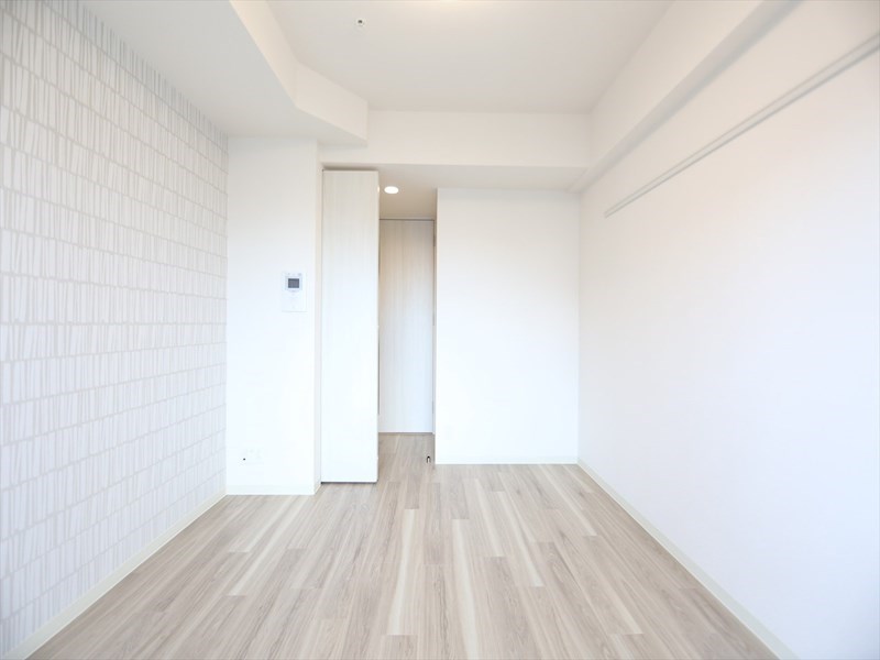 その他共有部分　洋室6.4帖　クローゼット付（収納充実してます）