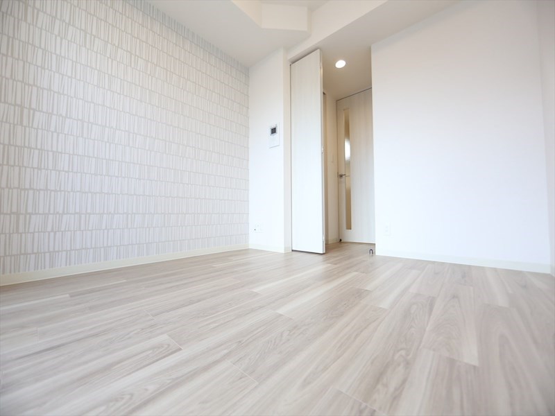 居室・リビング　洋室6.4帖　クローゼット付（収納充実してます）