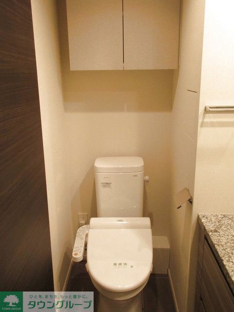 トイレ　Aタイプ2017年5月撮影 同タイプ907号室の写真です。