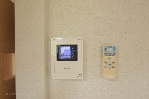 セキュリティ　カメラ付インターホン（イメージ）