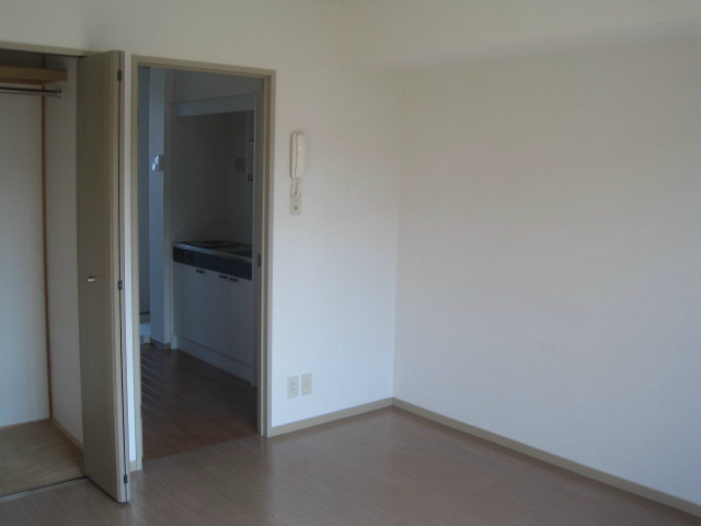 居室・リビング　反転タイプ