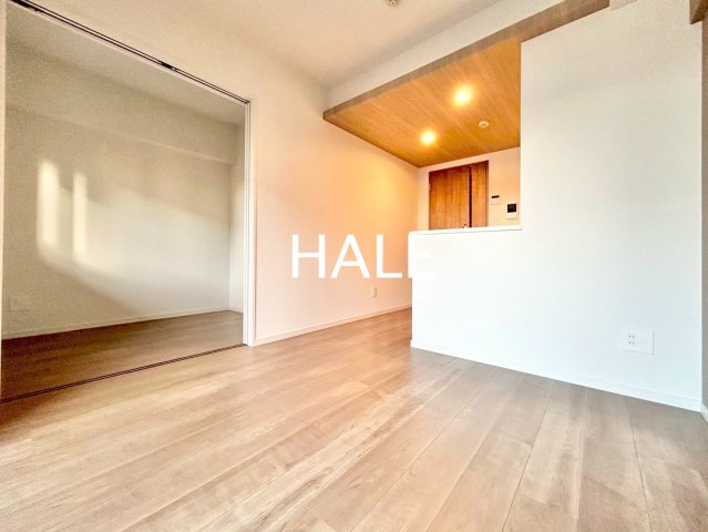 居室・リビング　別号室類似