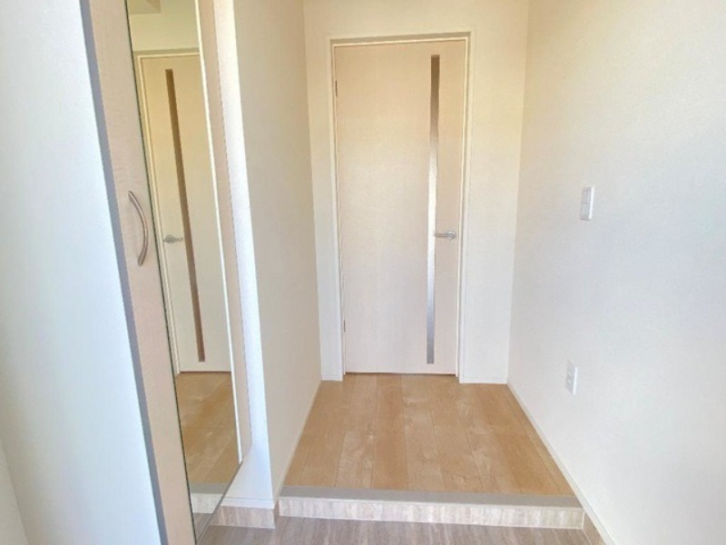 玄関　図面と現状に相違がある場合には現状を優先