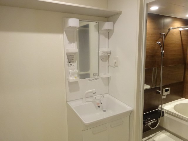 洗面設備　参考写真