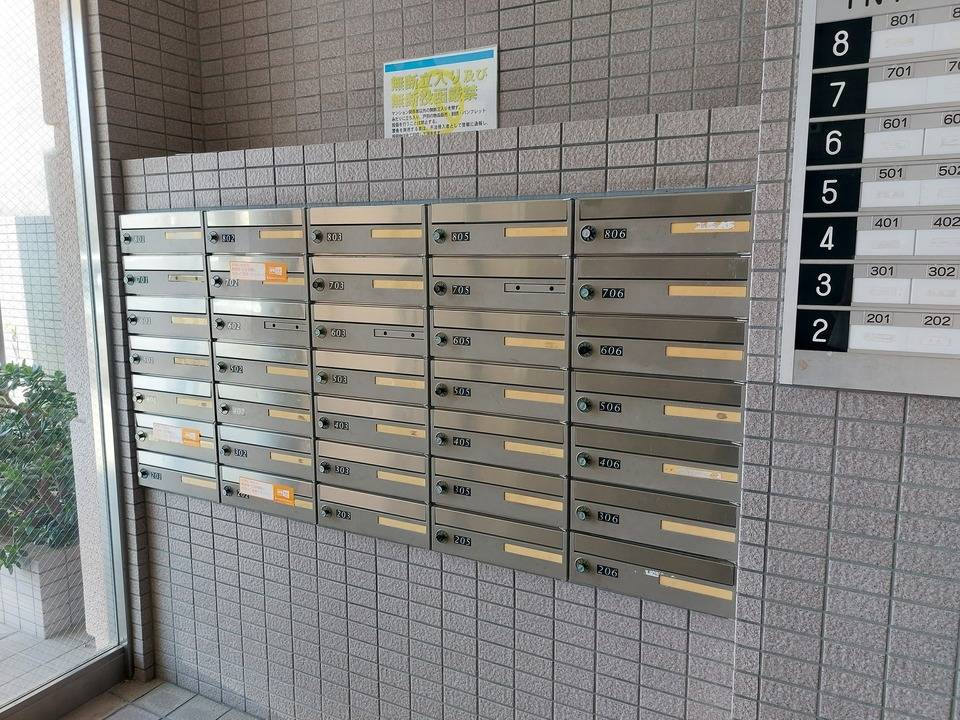 エントランス　メールBOX