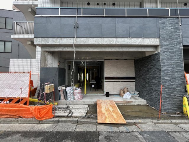 エントランス　清潔なエントランスです