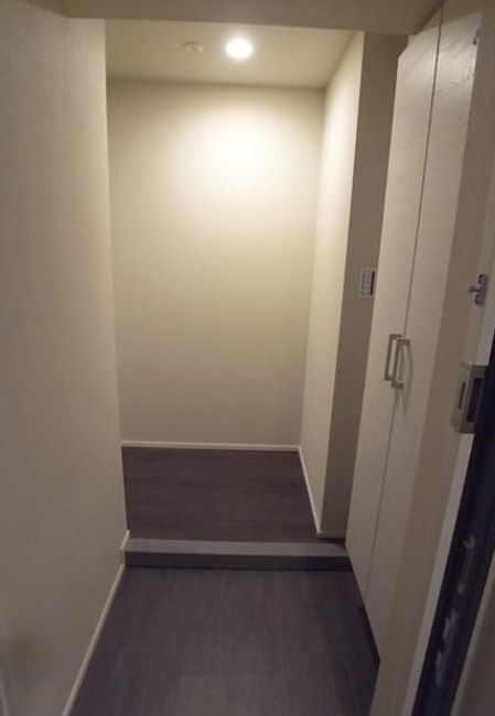 玄関　（別タイプ参考写真）CAVE YUSHIMA  文京区湯島3