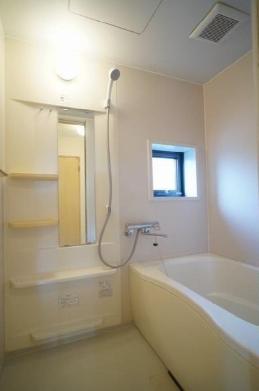 バス・シャワールーム　図面と現状に相違がある場合には現状を優先