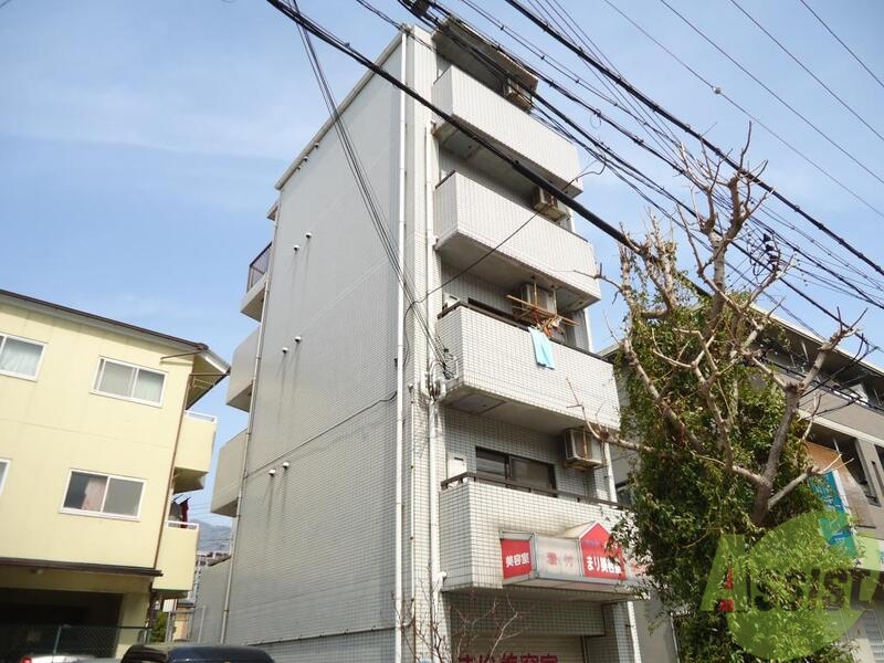 エントランス　六甲道徒歩１０分内の立地です。