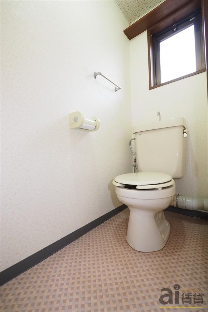 トイレ　※同仕様写真です