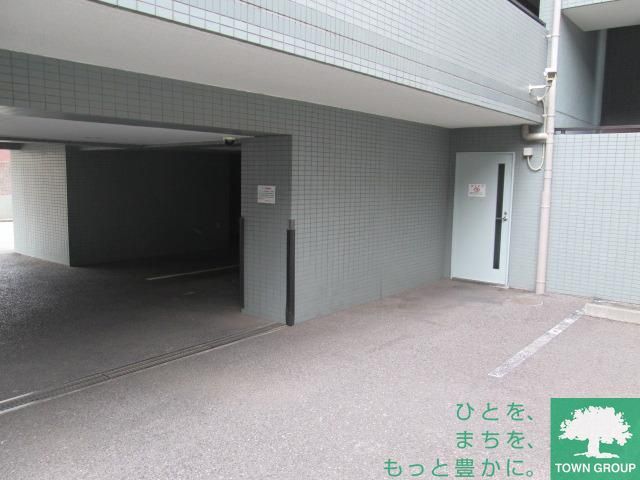 その他共有部分　駐車場