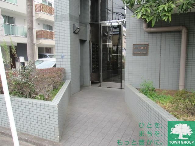 エントランス　エントランス