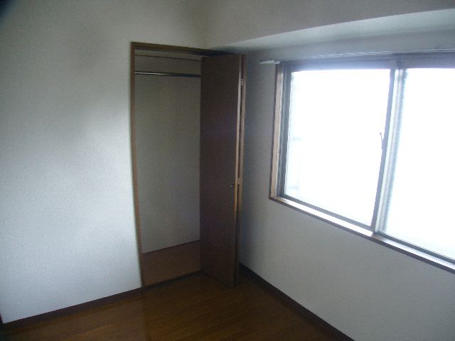 収納　クローゼット・各居室収納スペースございます