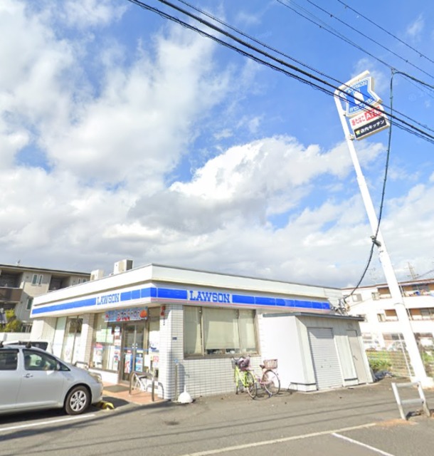 コンビニ　ローソン東大阪花園桜通り店（コンビニ）まで598m