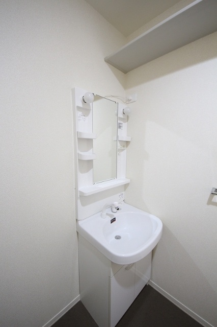 洗面設備　洗髪洗面化粧台