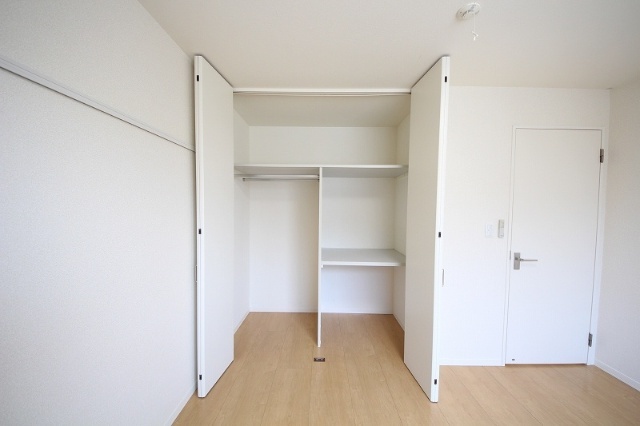 収納　クローゼット