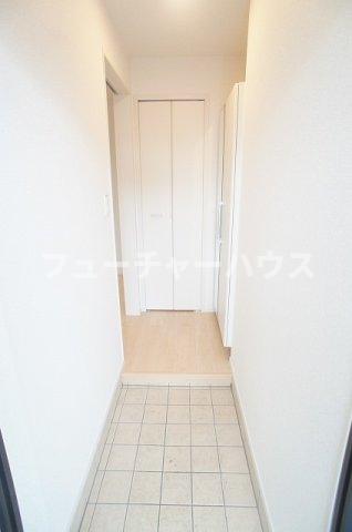 玄関　落ち着いた玄関です