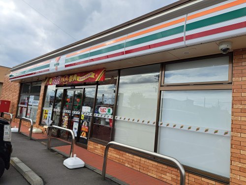 コンビニ　セブン-イレブン 那珂菅谷店（コンビニ）まで481m