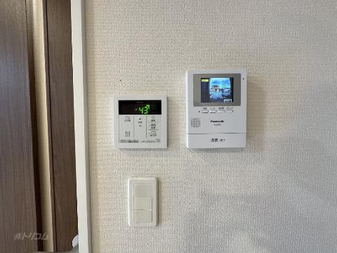 セキュリティ　カメラ付インターホン（イメージ）
