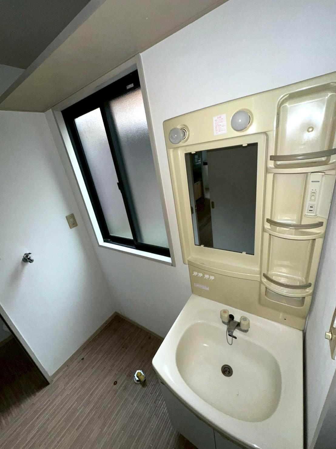 洗面設備　洗面所