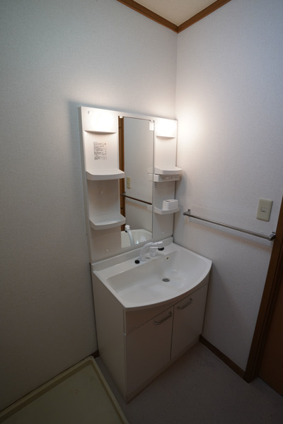 洗面設備　１階のお部屋の画像です
