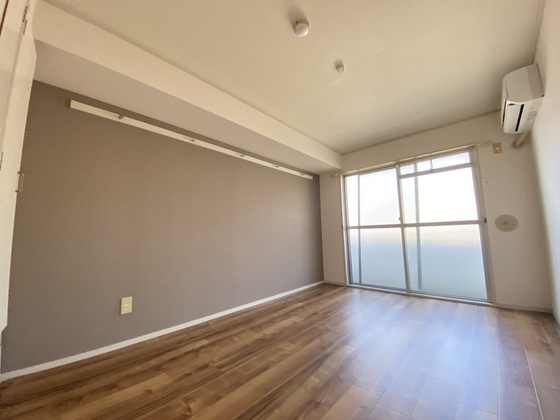 居室・リビング　※別部屋の写真です