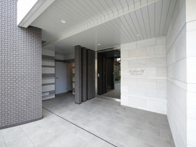 エントランス　毎日通るエントランスはこのようになっています