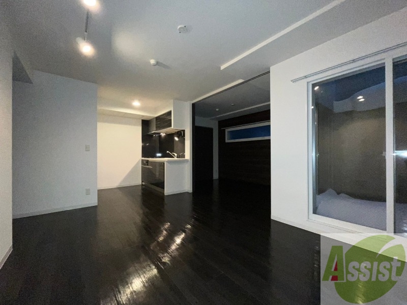 居室・リビング　広くてきれいなリビングです！快適に過ごせそうですね。