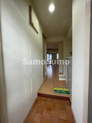 玄関　収納もある玄関です