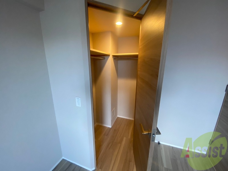 収納　寝室の収納です。部屋がすっきり片付きます。