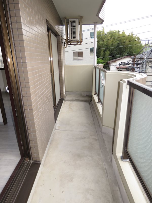 バルコニー　バルコニー