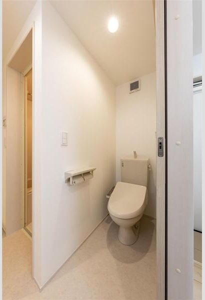 トイレ　トイレもきれいです