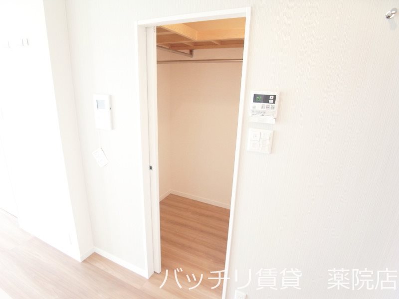 収納　ウォークインクローゼット