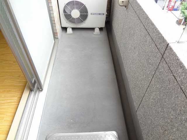 バルコニー　同物件別部屋