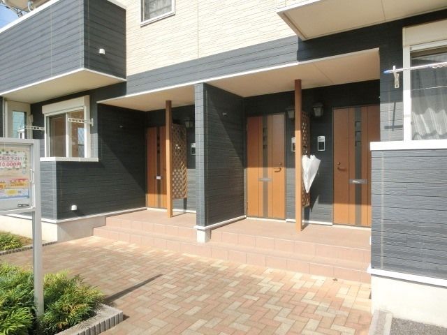 エントランス　きれいなエントランスです。