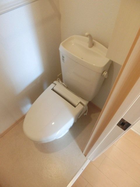 トイレ　清潔感のあるトイレです。