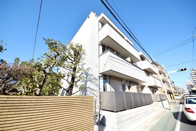 建物外観　現地待ち合わせでのご案内も可能です
