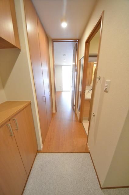 玄関　★お部屋探しは株式会社タウンハウジング東京まで★