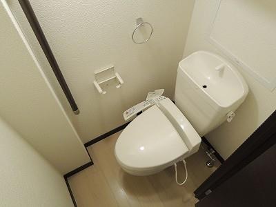 ＪＲ播但線 京口駅 徒歩12分 2階建 築18年のトイレ写真