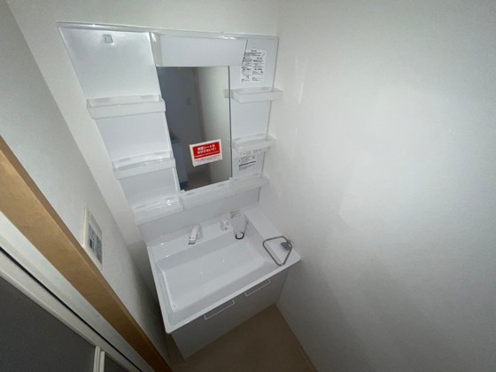 洗面設備　※別部屋の写真です