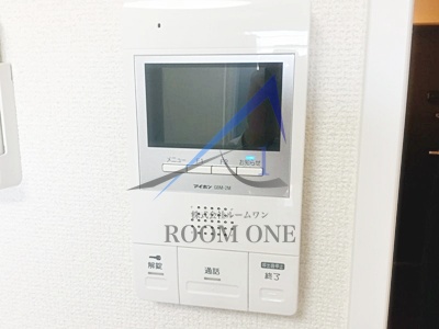 セキュリティ　モニター付きインターホンです。