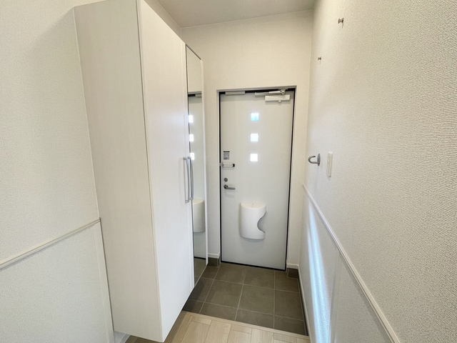 玄関　※反転タイプのお部屋