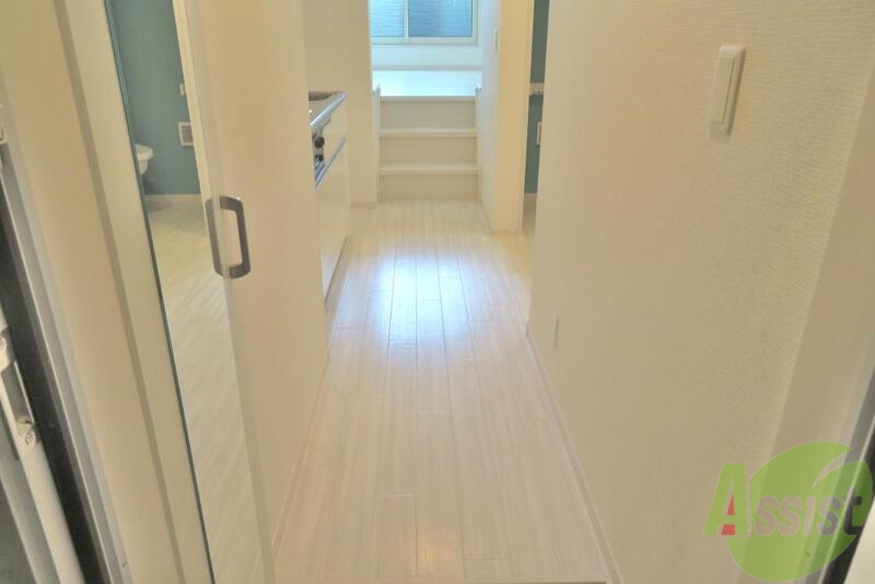 玄関　ただいまー。毎日、早く帰りたくなりお部屋ですね。そうですね