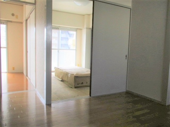 居室・リビング　※別部屋の写真です