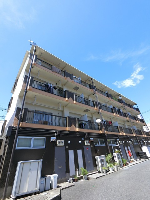 建物外観　２０２３年１２月耐震補強工事済み！