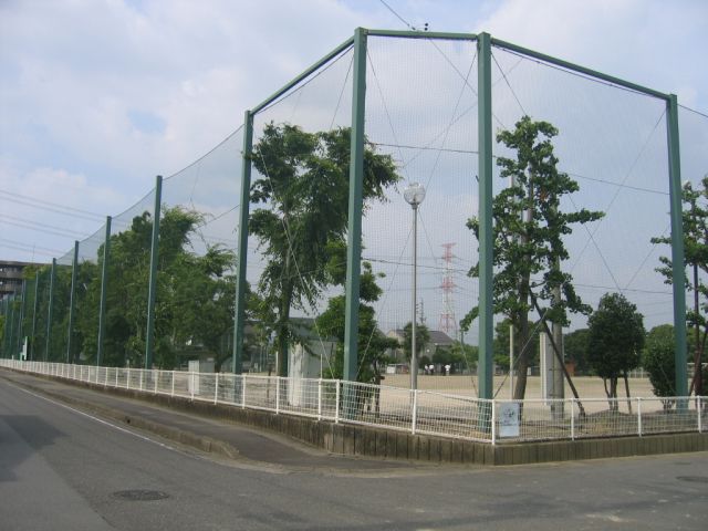 公園　北方中央公園（公園）まで620m