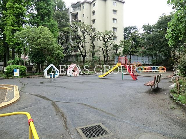 公園　鶴ヶ久保公園（公園）まで526m